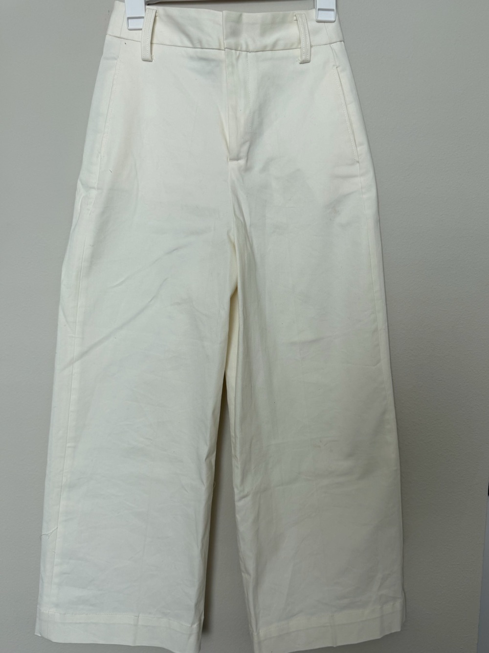 Zara Off-White Wide-Leg Cropped Trousers